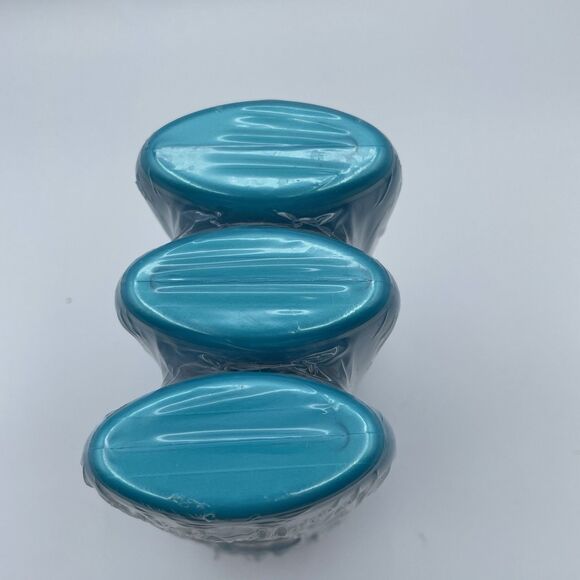 Lot Of 3 Hawaiian Tropic Island Active SPF 30 ultra light Tropical 8oz New READ - Picture 3 of 7